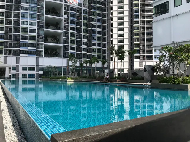 Liberty 707 @ i-City