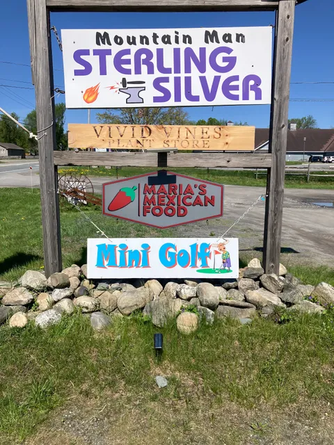 Mountain Man mini golf