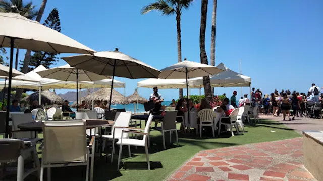 Panamá Restaurante y Pastelería en The Palms Resort