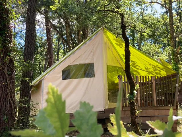 Les Bois de Prayssac Village Vacances