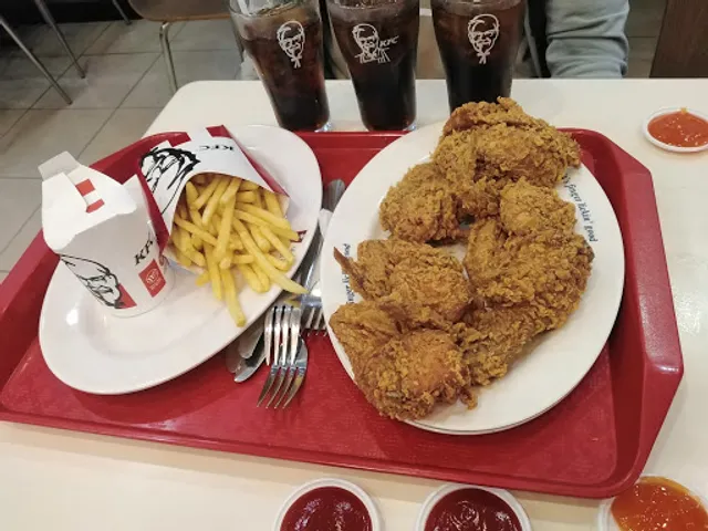 KFC TRẦN NÃO