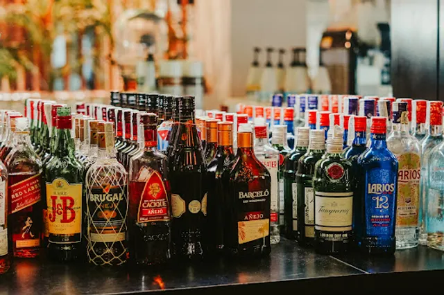 Bombay Café & Copas