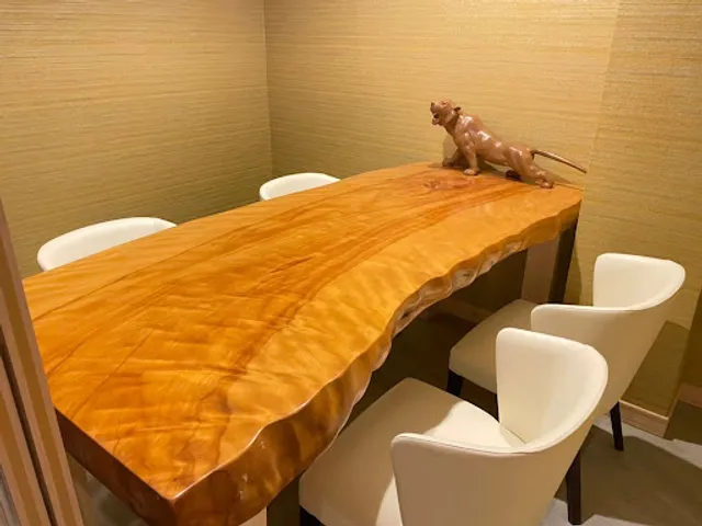 鮨誠虎（すしまこと）