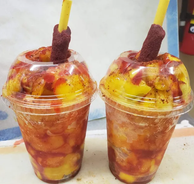 REFRESQUERIA TROPICAL