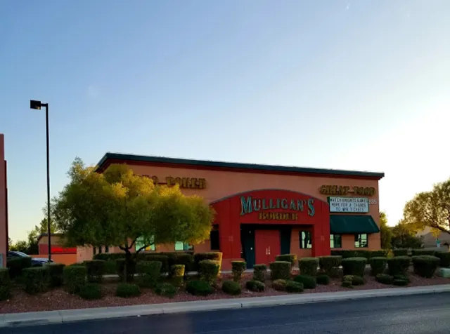 Mulligans Border Bar & Grill