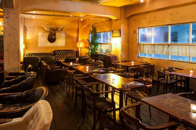 TOKYO SALONARD CAFE DUB