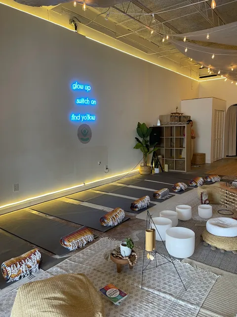 SOAKS+SENSES Wellness Club + Soakhouse