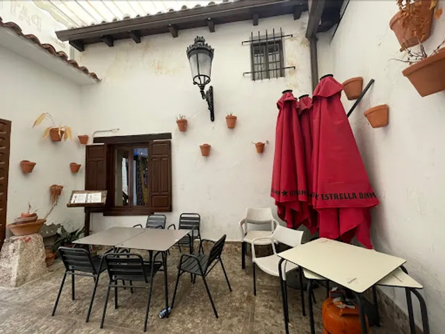 Restaurante La Cueva Del Monje