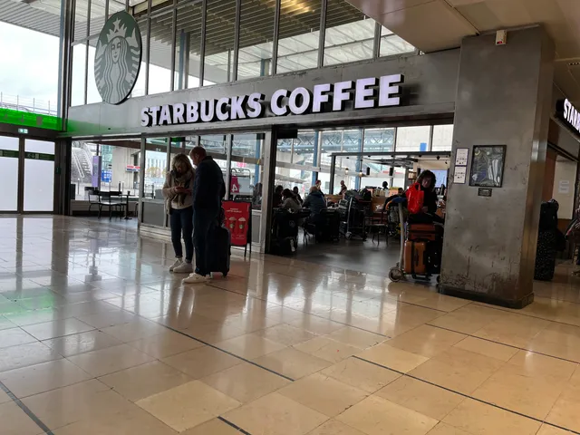 Starbucks - Orly 4 - Zone Publique
