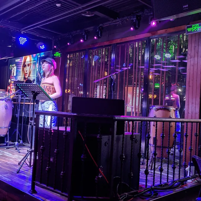 1999园林式酒吧·餐厅