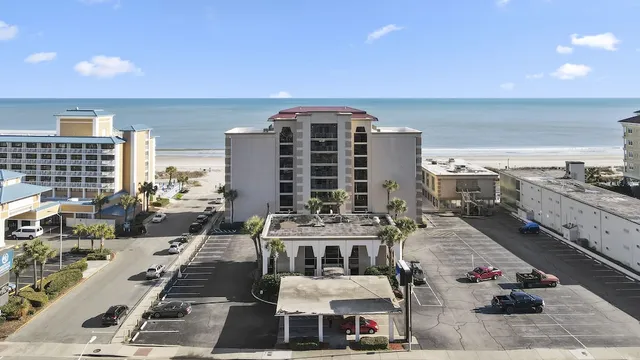 Ocean Crest Inn and Suites