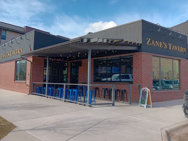 Zane's Tavern Willits