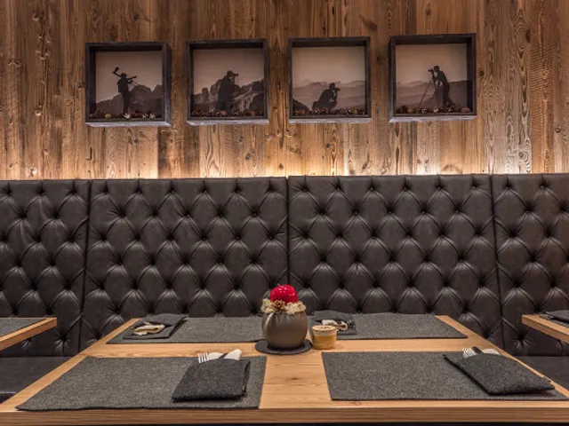 Cascade Ristorante Pizzeria Bar