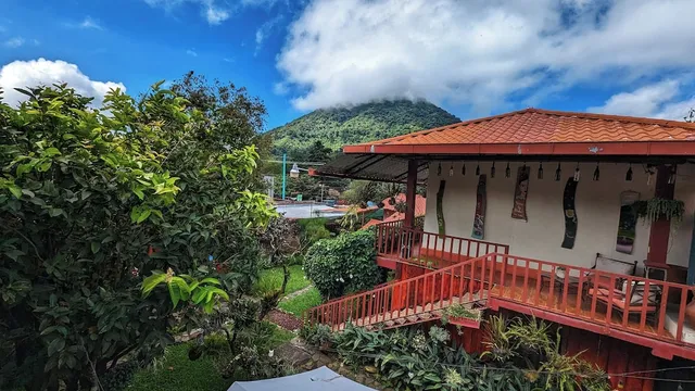 1961 Los Naranjos Hotel