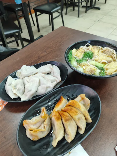 North Dumpling 北方锅贴