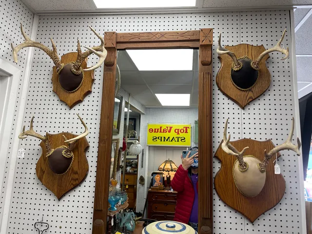 Michigan Ave Antiques