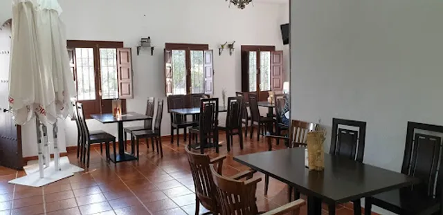 Bar Restaurante "Camping Los Villares Sierra de Córdoba"