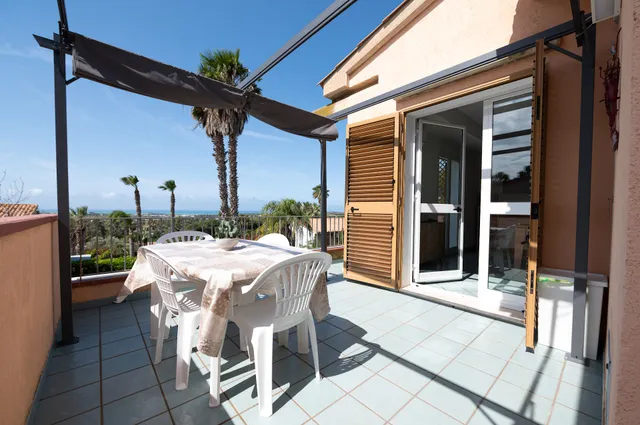 Golden Hour Apartment in Athena Resort