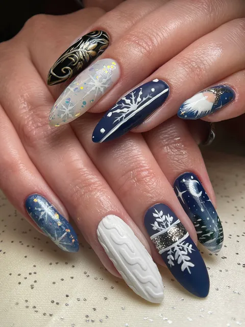 Nychii Nails