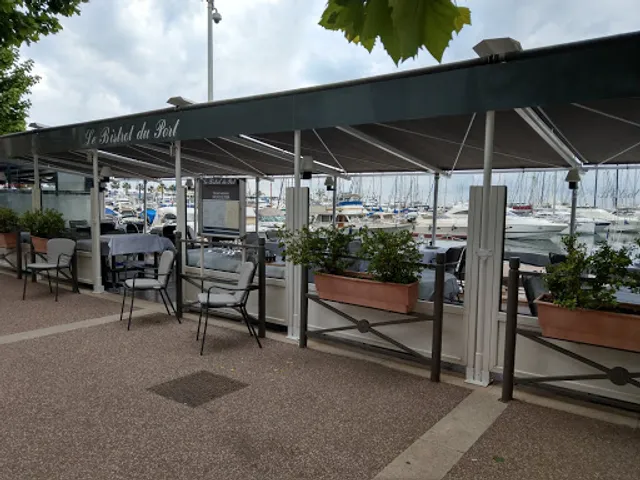 Le Bistrot du Port. Mathieu Allinei