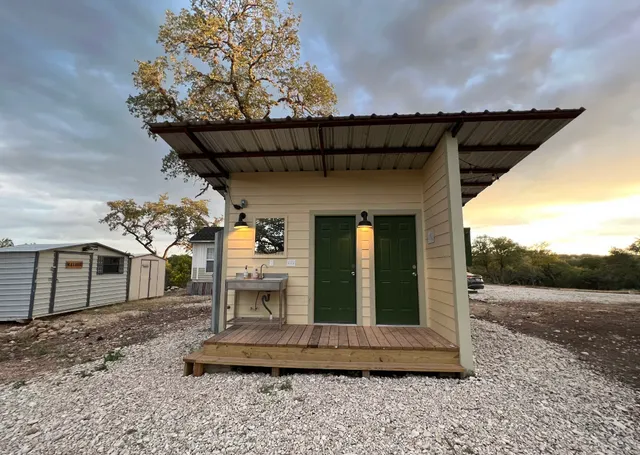 Sparrow Bend River Retreat