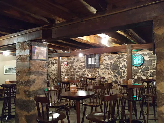 Dois Oito Zero Rustic Pub