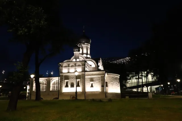 InterQUBE Третьяковская