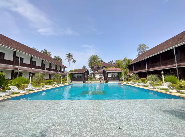 SEALAGOON HEALTH RESORT