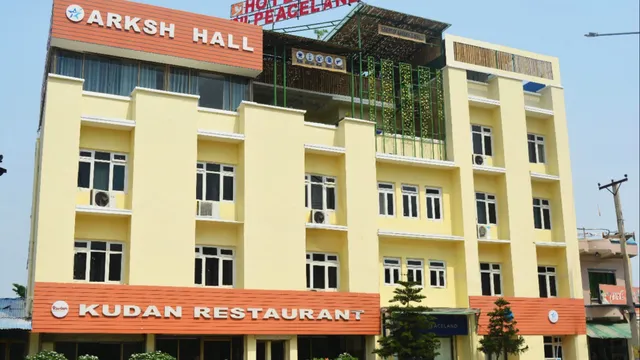 Hotel Peaceland Lumbini | Arksh Rooftop Garden & Grill