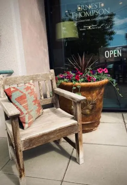 Ernest Thompson Furniture, Cabinetry & Living Solutions