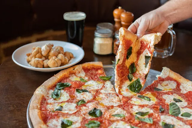 Zasa's Pizza and Wings - Mother Road Market