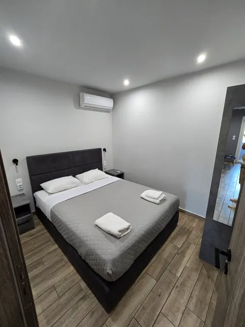 Raise Athens Metro Apartments