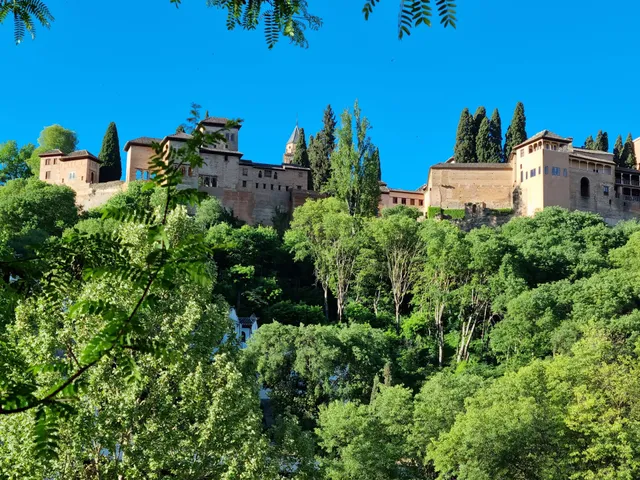 Paseo de los Tristes