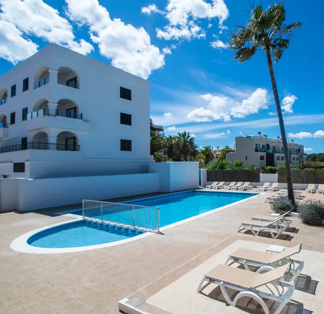Pierre & Vacances Ros Ibiza Apartments