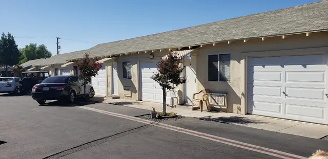 Cozy Trailer Court and Apartments