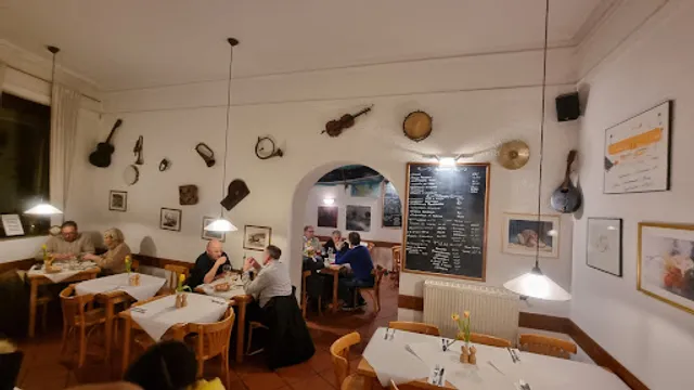 Trattoria La Riviera