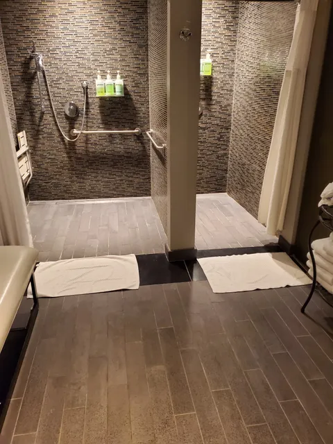 The Underground Spa & Wellness at The Logan Hotel