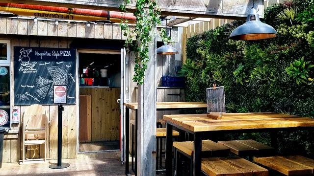 Pig and Olive, Westward Ho!