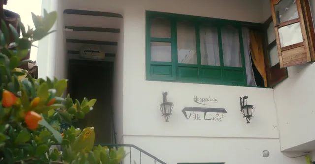 Hospedería Villa Lucía