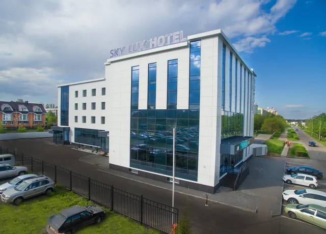 Sky Lux Hotel