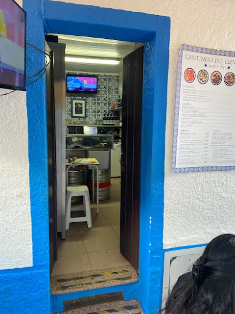 Cantinho do Elevador