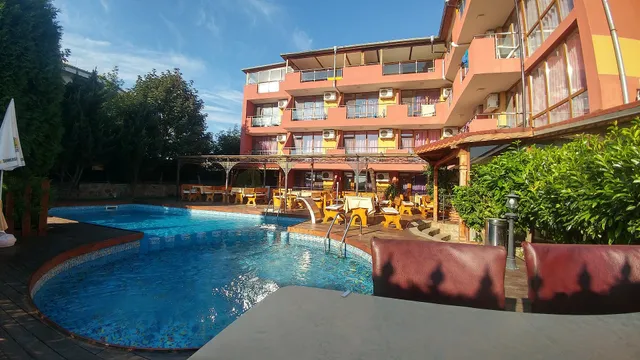Hotel Akladi