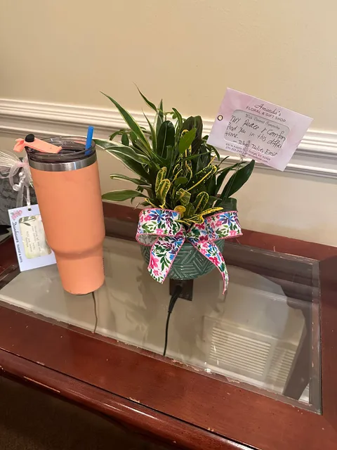 Amanda's Floral and Gift Shop