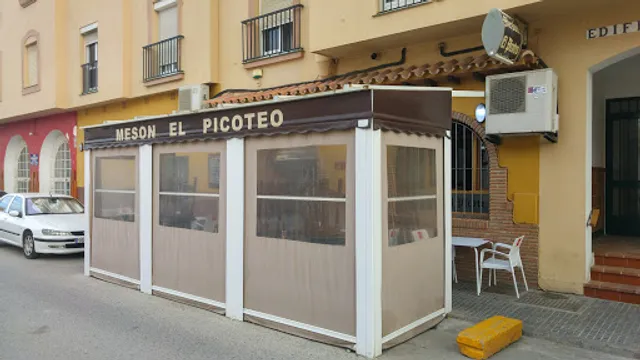 Mesón Picoteo