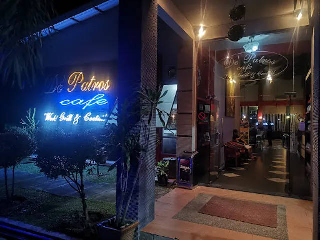 Dé Patros Café