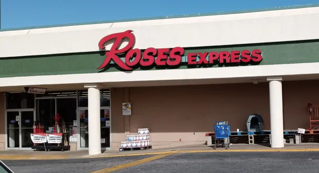 Pinewood Shopping Center