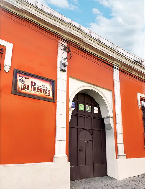 Hostal Las Puertas