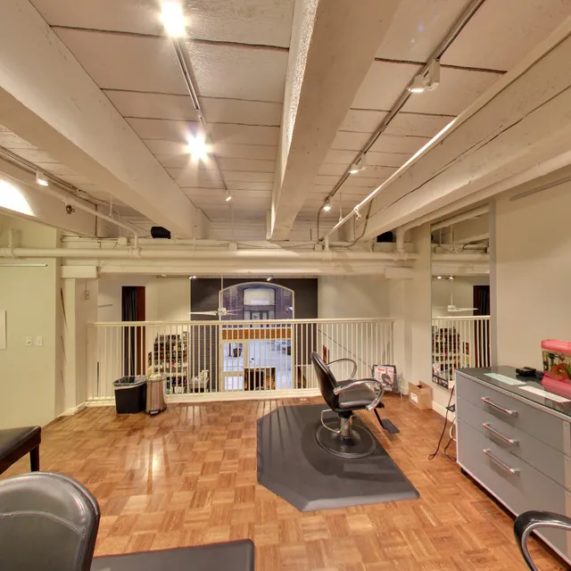 Jackson Place Salon