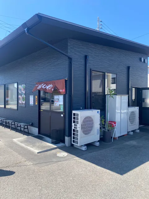 Hakata nagahama ramen Moriya（Tonkotsu Ramen）