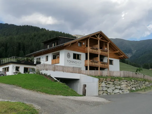 Toninghof
